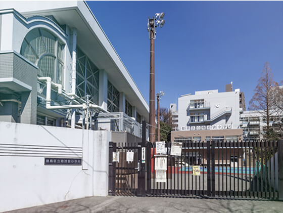 南池袋小学校