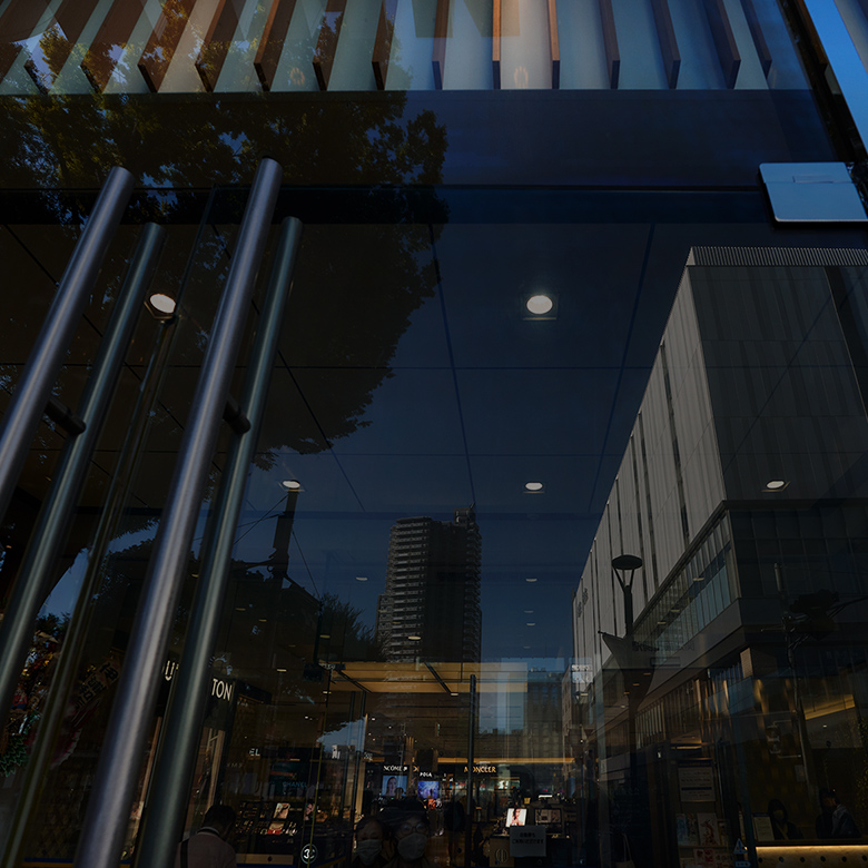 伊勢丹浦和店(徒歩3分・約230m)