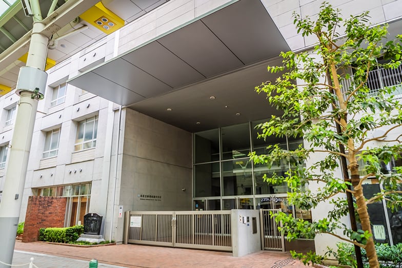 赤羽岩淵中学校