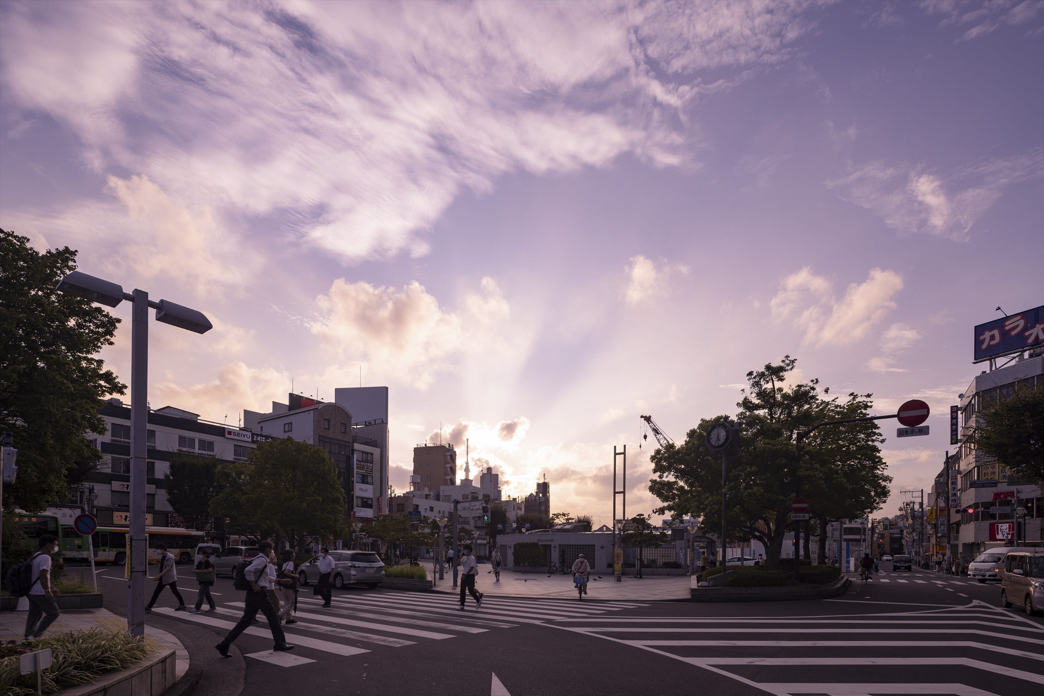 平井駅北口広場／徒歩1分・約70m