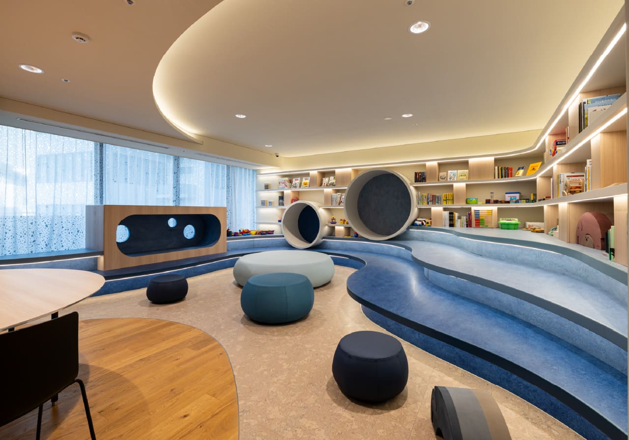 コミュニティラウンジ
