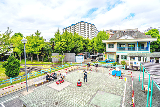 新宿交通公園（⾃転⾞10分/約2,290m） 写真