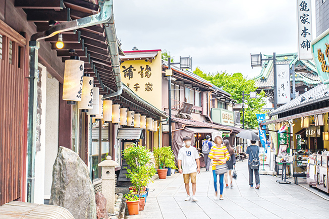 帝釈天参道(約4.1m)