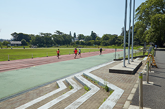 和田堀公園第二競技場（徒歩10分／約790m ※S）  