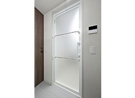 リフレイムドア