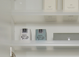 ウォッシャブル樹脂トレイ