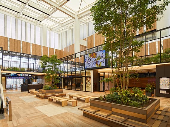 グランエミオ所沢［約730m／徒歩10分］