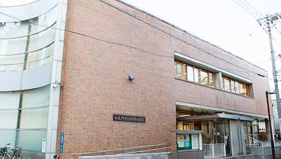 吉祥寺図書館 写真