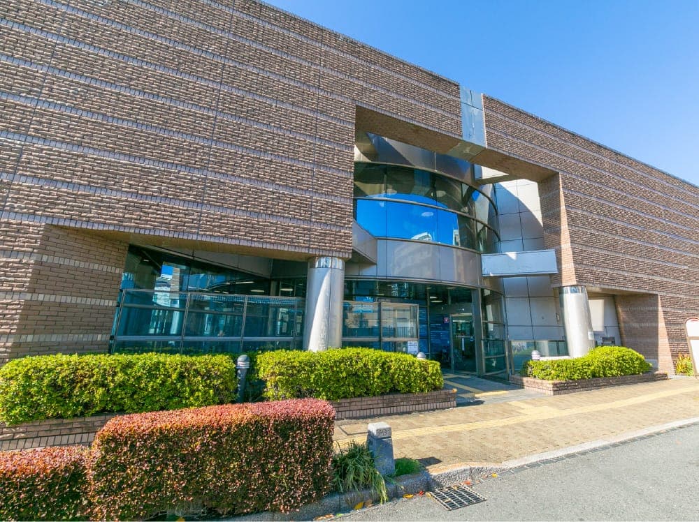 世田谷区立砧図書館