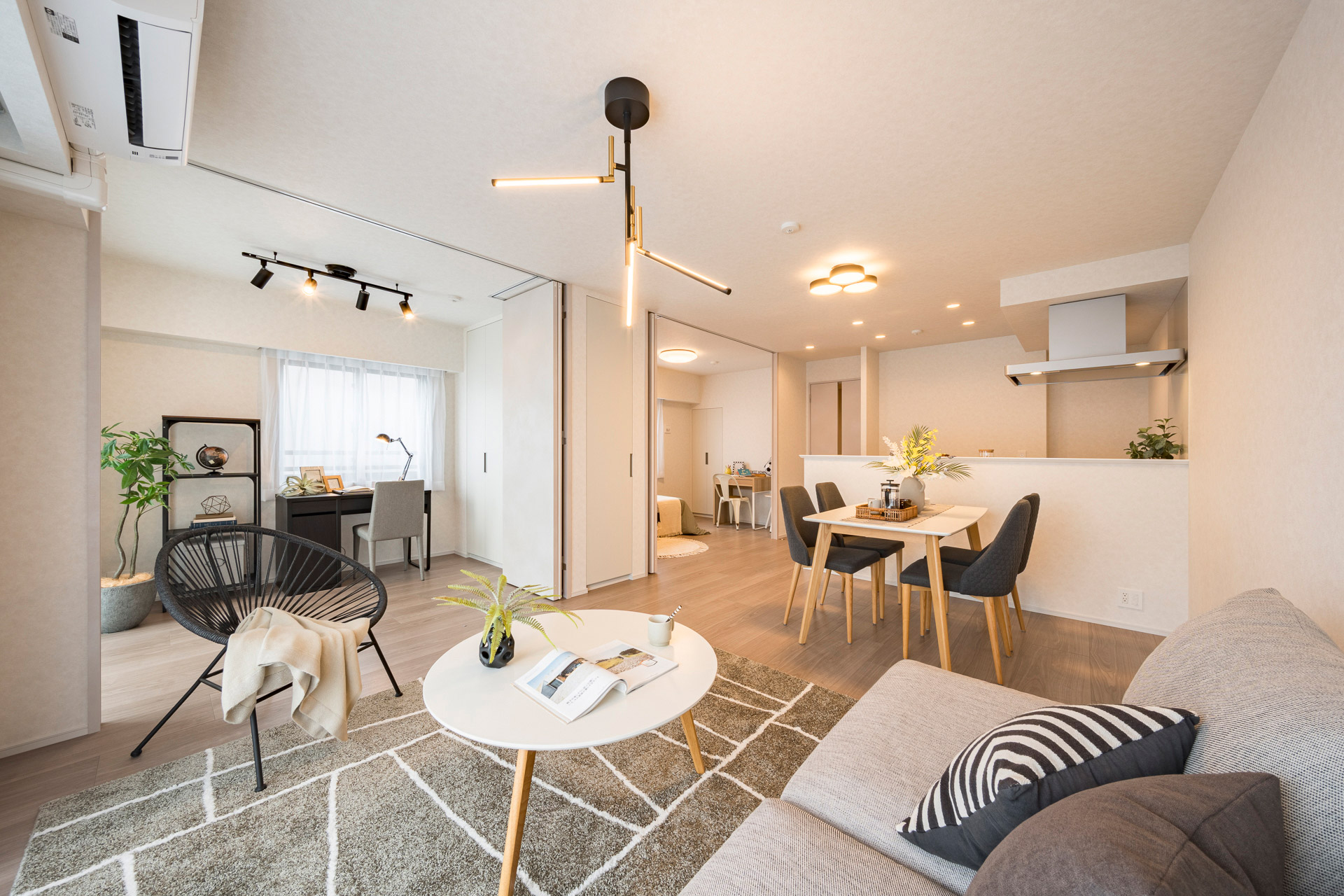 建物内モデルルーム写真