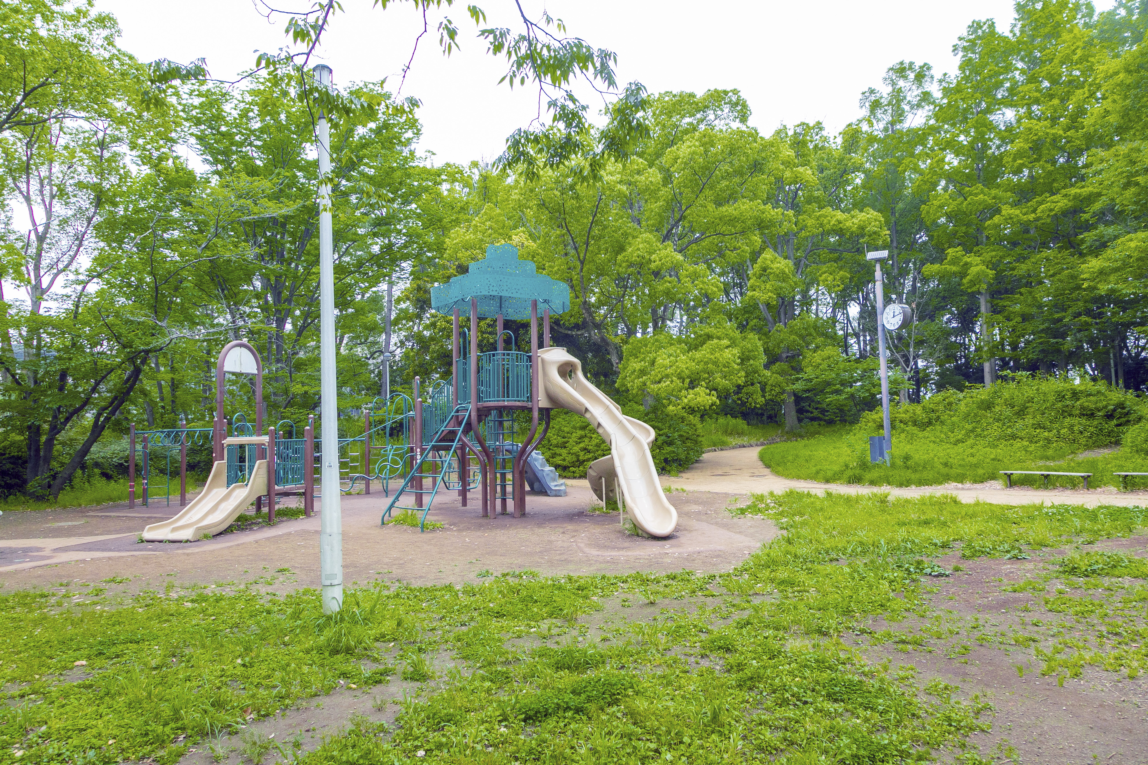 ふるさとの森（約2,080m／徒歩26分）