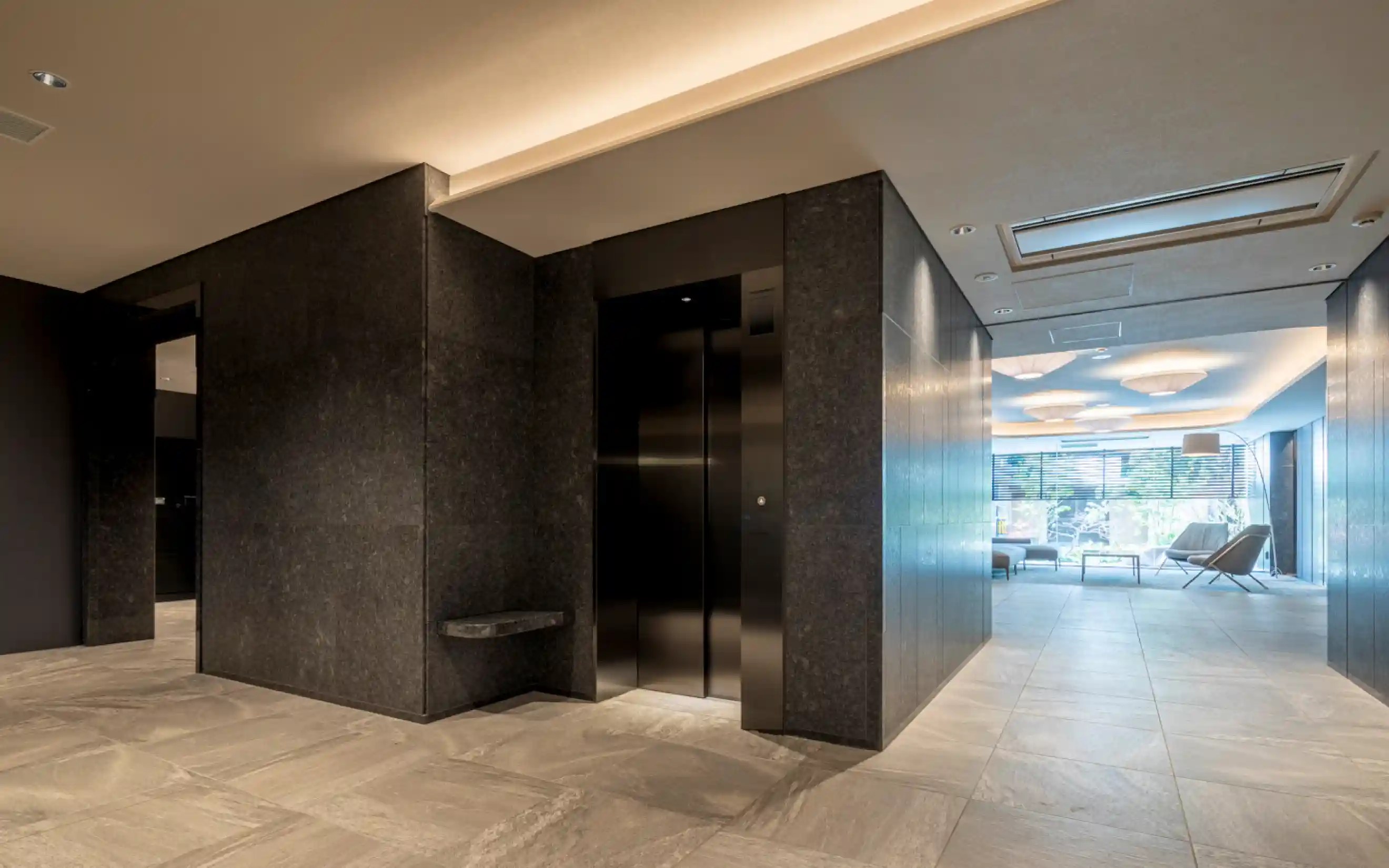 エレベーターホール（2026年2月撮影）