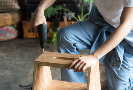 あると便利な脚立や工具などを備えたシェアグッズ