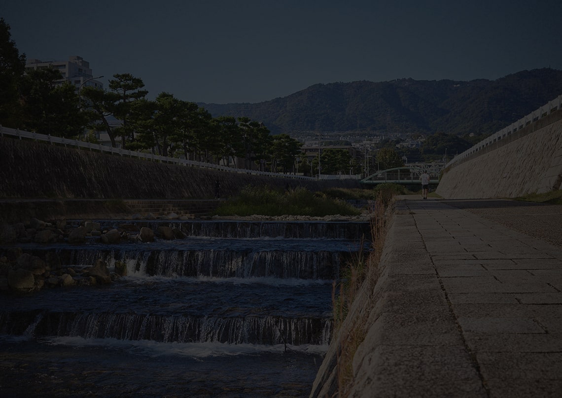 周辺町並み（徒歩x分／約xxm）