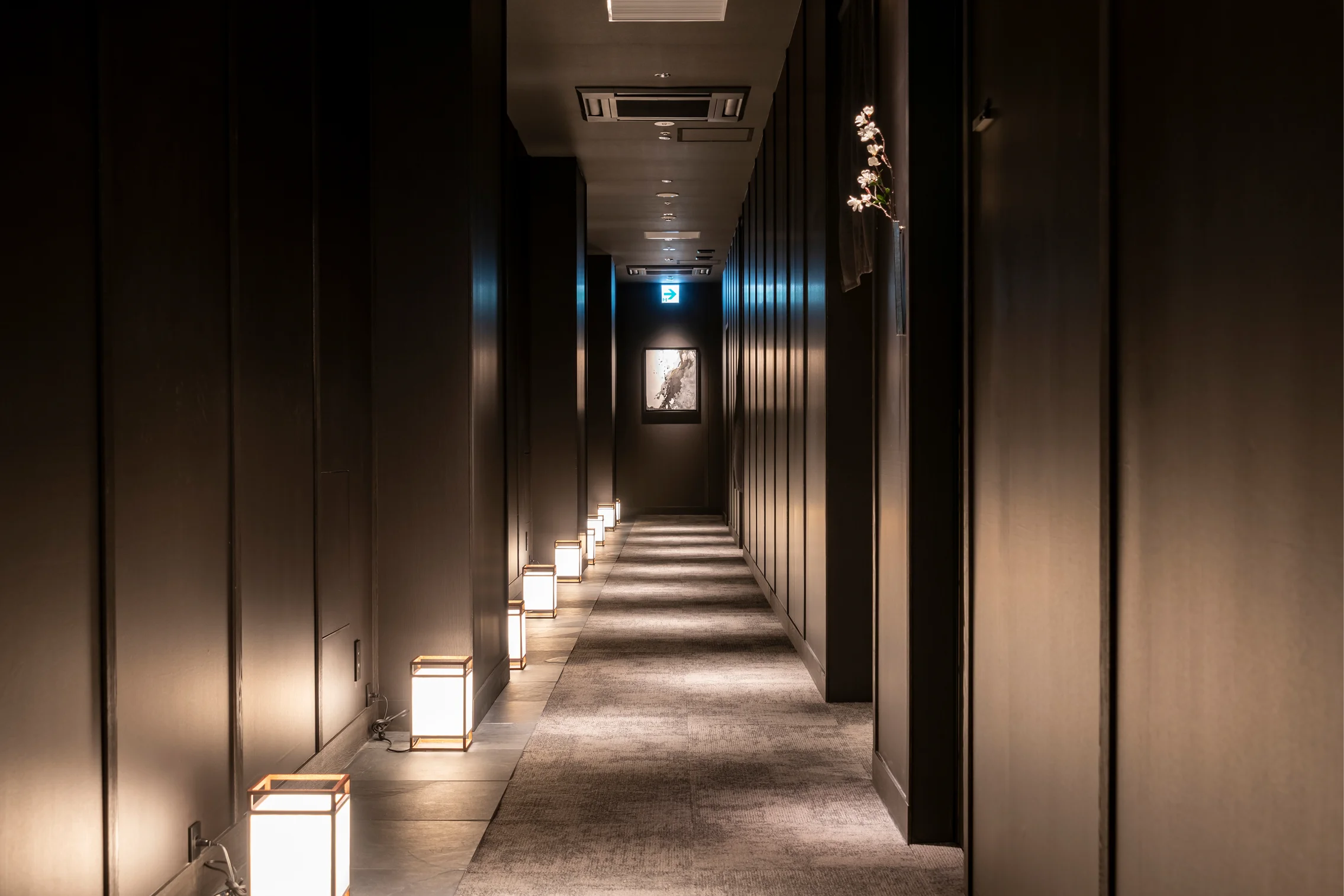 プラウドギャラリー京都廊下（2025年4月撮影）