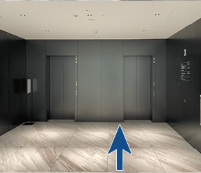 エレベーターは２つあります。