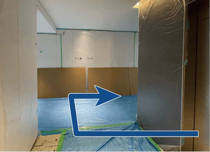 エレベーターを降りてすぐの場所